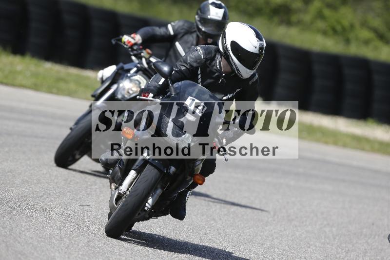 /Archiv-2025/09 22.04.2025 Cornu Master School ADR/gruen-vert/14